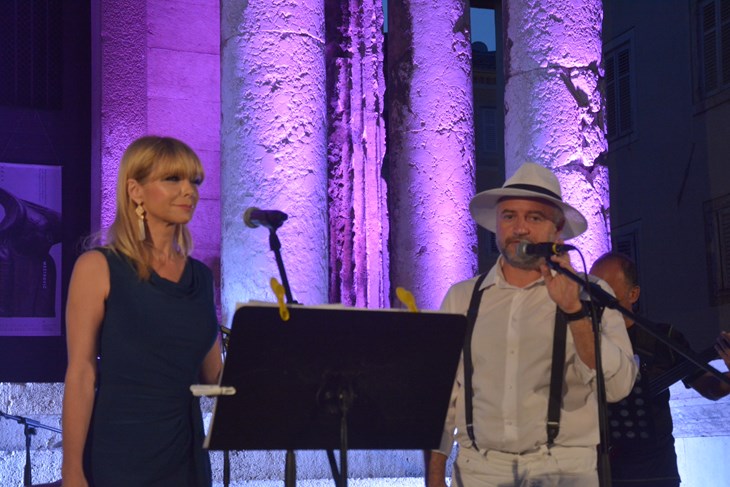 JEDNOG LJETA U PULI: Bruno Krajcar i Mila Elegović (foto: Arhiva)