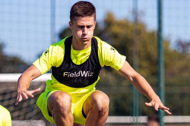 USKORO ZAPOČINJE TRENINGE S MOMČADI - Mateo Lisica