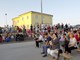 Ispred Društvenog doma u Vrhu (Snimila Gordana Čalić Šverko)