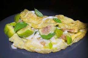 ŠKOLA KUHANJA BY THE OUTLAW CHEF: Omelette alla smokvin list