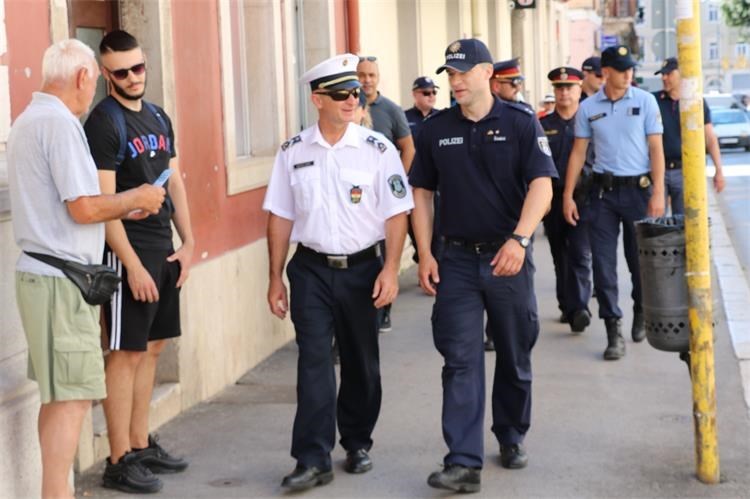 Sudionici projekta na okupu