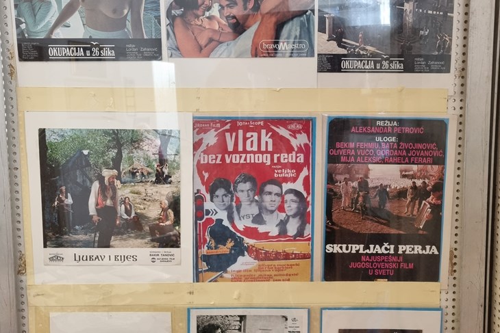 Prospekti filmova prikazanih u Areni