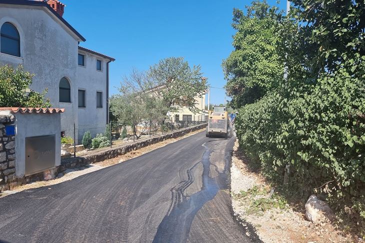 Umag - asfaltiranje prometnica