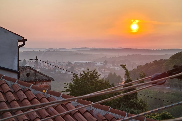 Dim u Bujama, foto: Luka Mitrović