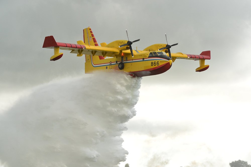  #Canadair CL-415 iz sastava #PPNOS #HV (foto: Twitter)