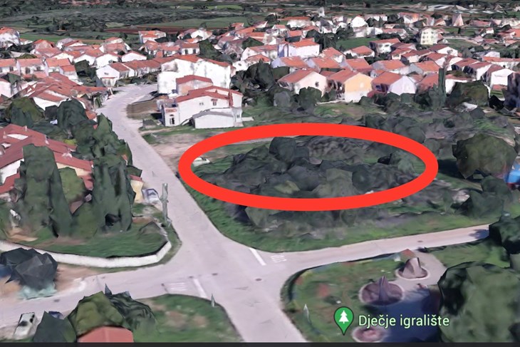 Lokacija na kojoj bi se podigao društveni centar  (foto: Google Earth)