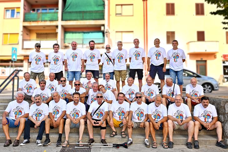 Sudionici Fešte Pipica 2022. prije polaska za Snašiće okupili se u Labinu (snimio Branko BIOČIĆ)