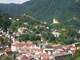 Idrija, gradić u zapadnoj Sloveniji, stiješnjen brdima (Snimila Jelica Fiorido)