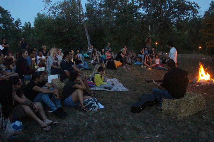 Stihovi u tihoj ljetnoj noći i šumskoj tišini (Snimio Luka Jelavić)