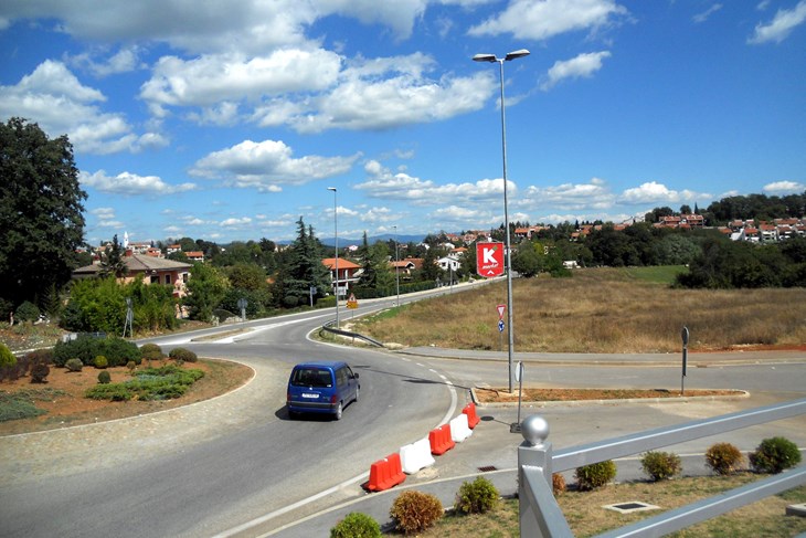 Lokacija na kojoj bi trebao niknuti centar (snimio Anđelo DAGOSTIN)