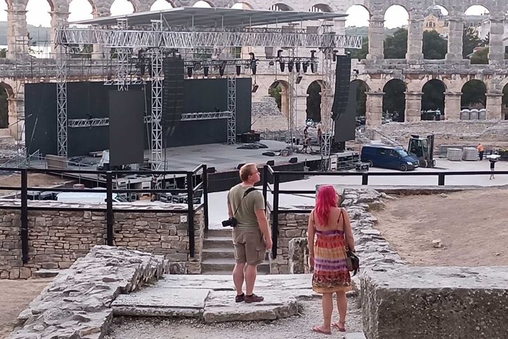 Arena (Snimio Danilo Memedović)