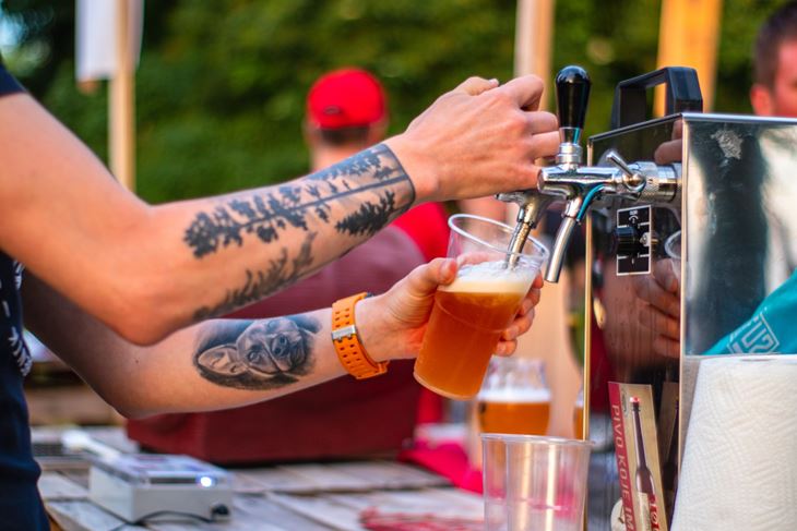 Osim štandova s pivom biti će štand craft pivara na kojem će se moći kupiti pivo u bocama