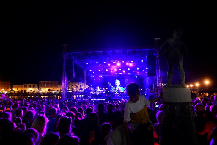 Koncert Petra Graše na Rovinjskoj noći (Snimio Dejan Štifanić)