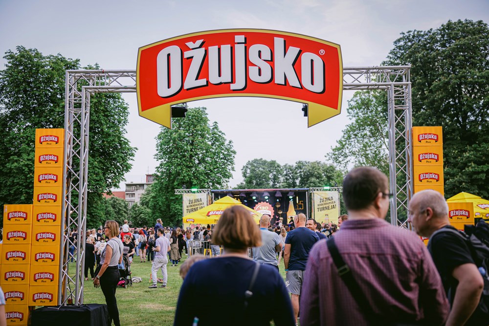 Žujina rođendanska turneja