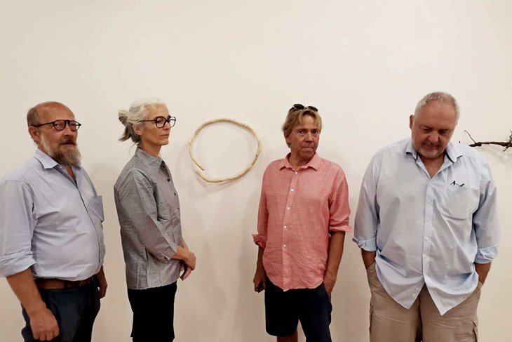Mikko Maasalo, Denise Ziegler, Antti Keitila i kustos Peter Holmgard (Snimio Hassan Abdelghani)