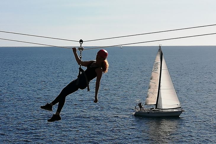 Zip-line na Kanjonu na Verudeli (Foto: Speleolosxka udruga Pula)
