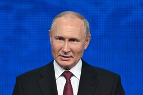 Vladimir Putin (EPA)