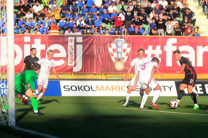 RANO NAČEO DANCE NA "DROSINI" - Gabriel Vidović postiže prvi pogodak Hrvatske (Snimio Dejan Štifanić)