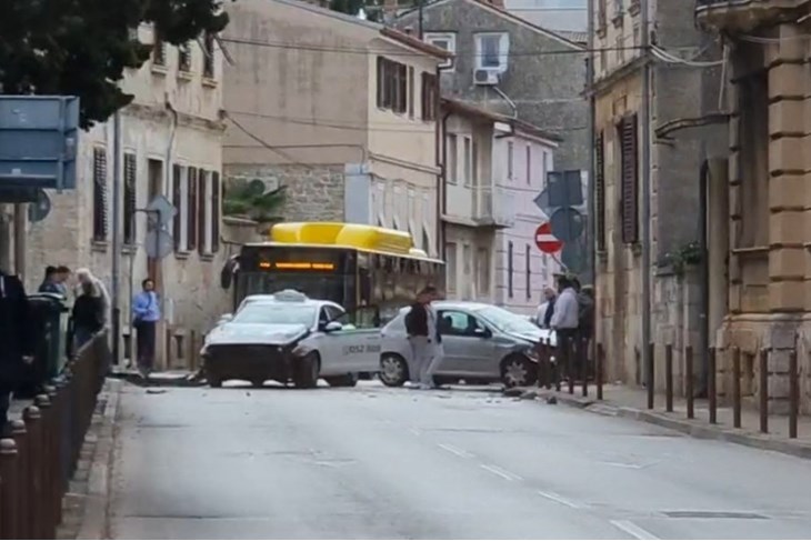 Prometna nesreća u Puli (foto: Ana Spada)