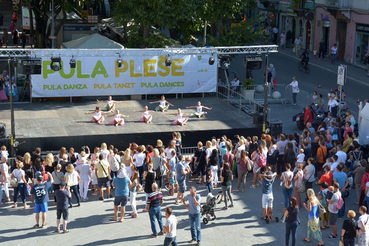 Pula pleše (foto: Arhiva)