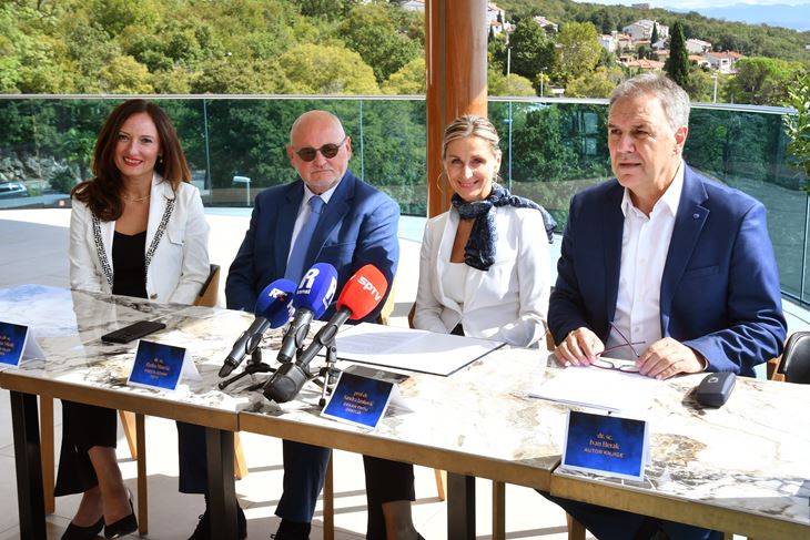 Gordana Nikolić, Zlatko Mateša, Sandra Janković i Ivan Herak na predstavljanju u Rijeci (Snimio Milivoj Mijošek)