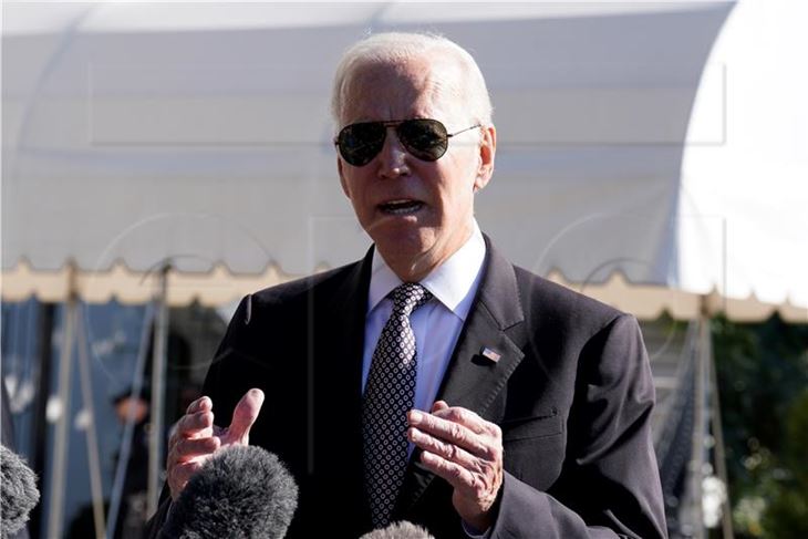 Joe Biden (foto: Hina/Epa) 