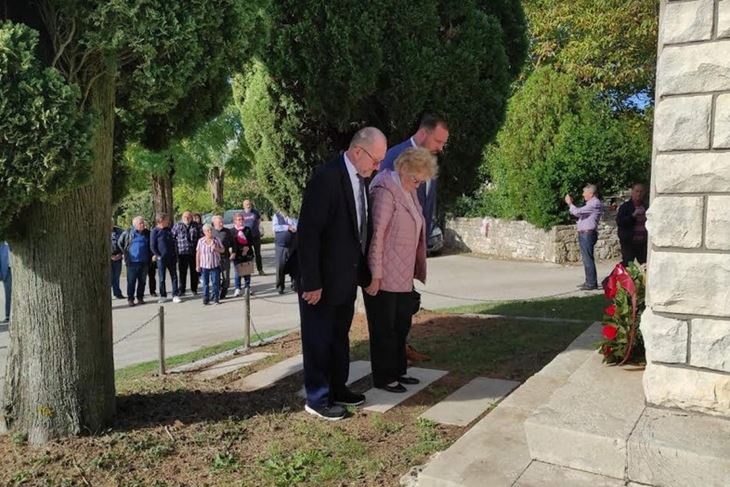 Položeni su vijenci