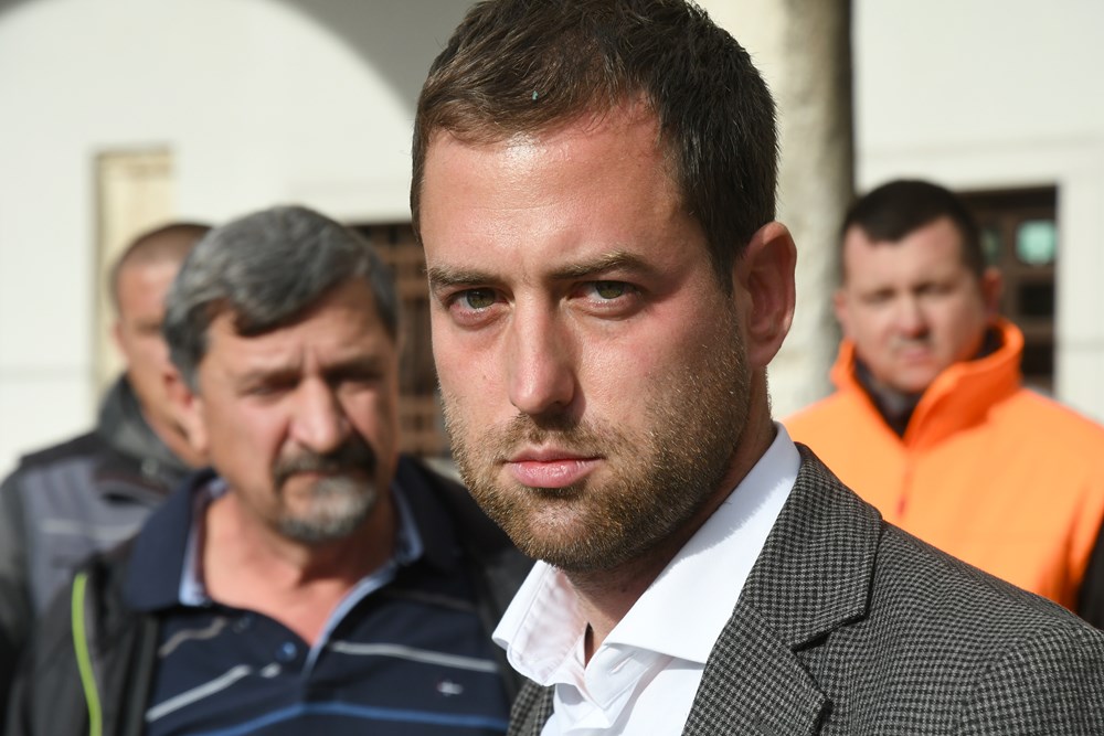 Odvjetnik Nikola Pajić i predstavnik građevinara Ilija Birtić (lijevo)