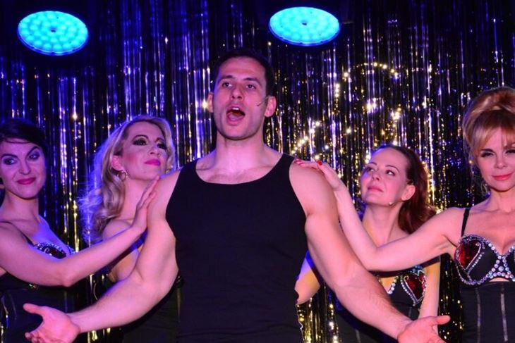 Iz predstave "Cabaret Zagrepčanke i statičar"