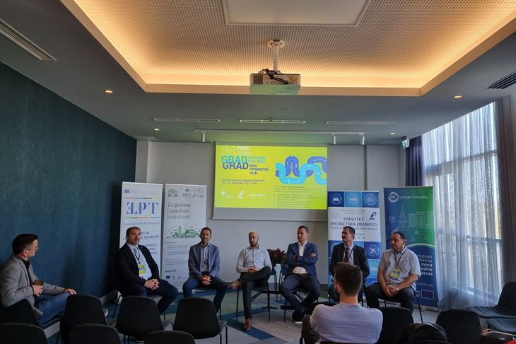 Konferencija u Park Plazi 