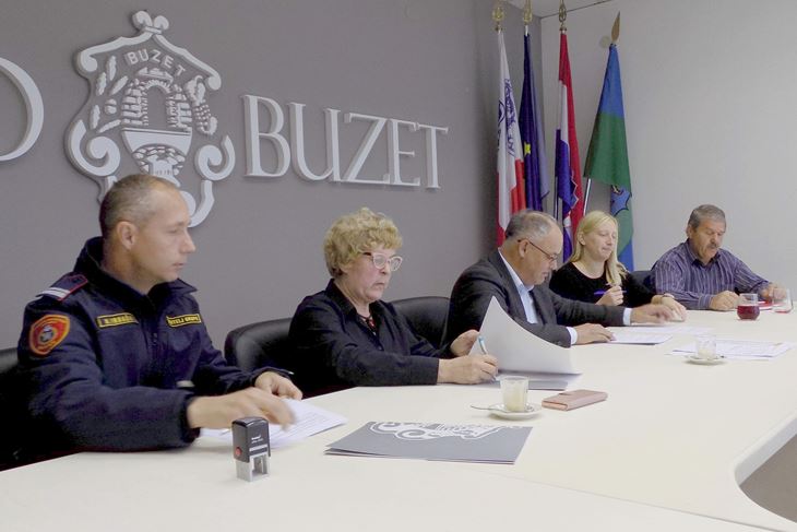Potpisan aneks kolektivnog ugovora (Snimila Gordana Čalić Šverko)