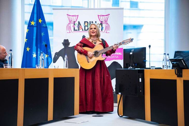 Elis Lovrić u EU parlamentu