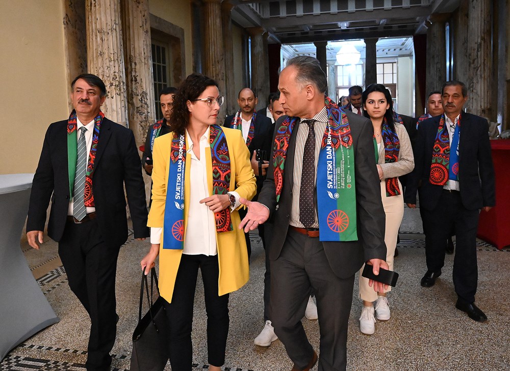 Veli Huseini, Tea Batel i Veljko Kajtazi