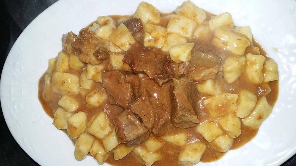 Ima tu i njoki s domaćim šugom