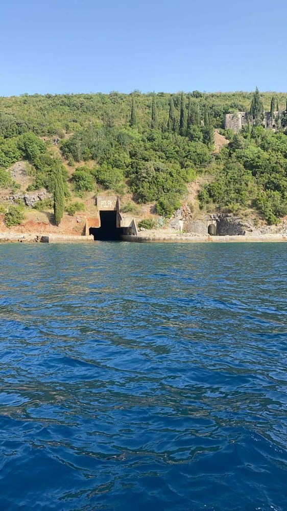 Potkop za podmornice, Boka kotorska