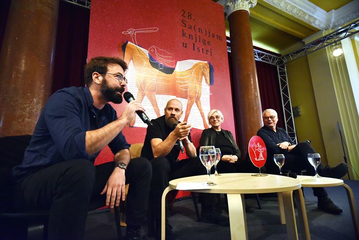 Okrugli stol "Povratak" (Snimio Duško Marušić Čiči)