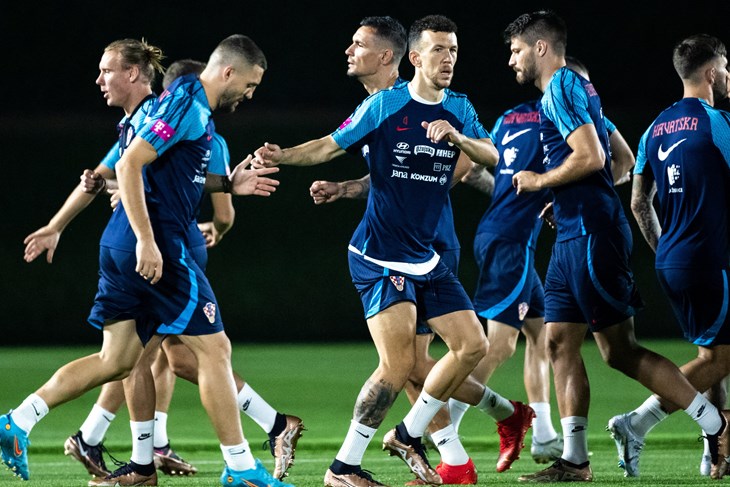 Hrvatska na treningu u Dohi (CROPIX)