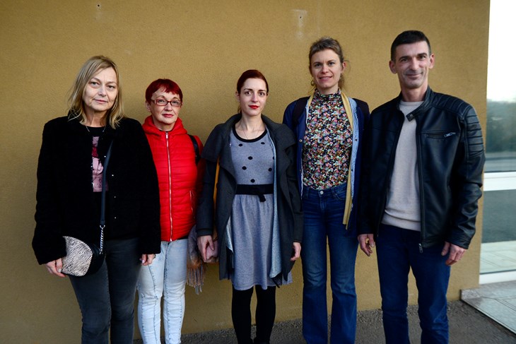 Tanja Mionić, Đitka Bartolović, Anja Smoljan, Gorana Karan i Sanel Fajtović - pomoćnici u nastavi, većinom zaposleni u Školi za odgoj i obrazovanje  (snimio Dejan ŠTIFANIĆ)