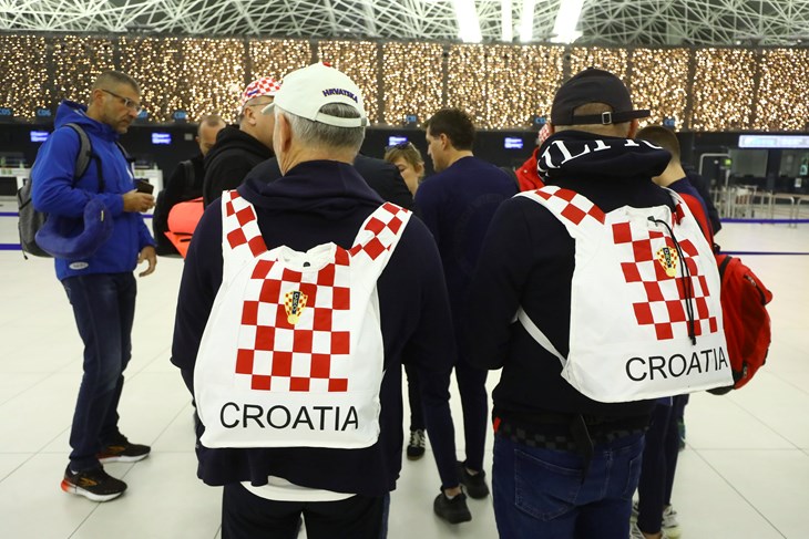  Odlazak navijača na polufinalnu utakmicu Argentina - Hrvatska Svjetskog nogometnog prvenstva u Katru ( Foto: Željko Puhovski / CROPIX)