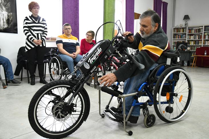 Mladen Pucarić isprobao je tribike na licu mjesta u Dnevnom boravku Rojca