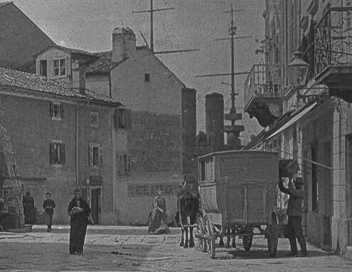 Kola za odvoz smeća, 1910. … (Izvor: Stanko Guštin)