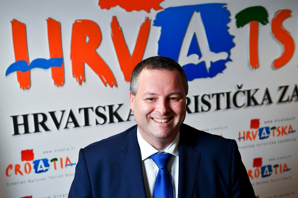 Zagreb, 171017. Direktor Hrvatske turisticke zajednice Kristjan Stanicic, fotografiran u glavnom uredu HTZ-a. Foto: Boris Kovacev / CROPIX