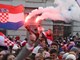  Navijaci priredjuju docek Vatrenima na glavnm trgu (foto: Goran Mehkek / CROPIX)