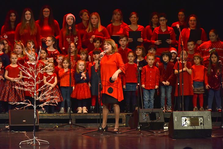 Božićni koncert u INK-u (Snimio Duško Marušić Čiči)