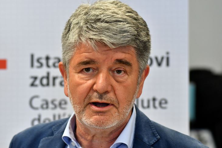 Dr. Ante Ivančić, ravnatelj IDZ-a (snimio Milivoj MIJOŠEK)