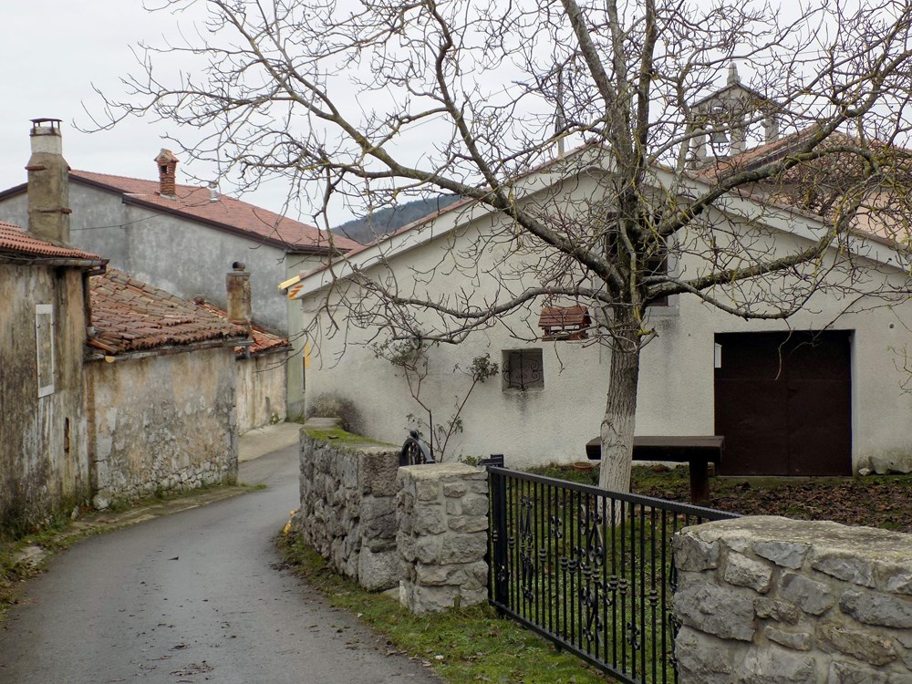 Jelovice, selo na granici (Snimila Gordana Čalić Šverko)
