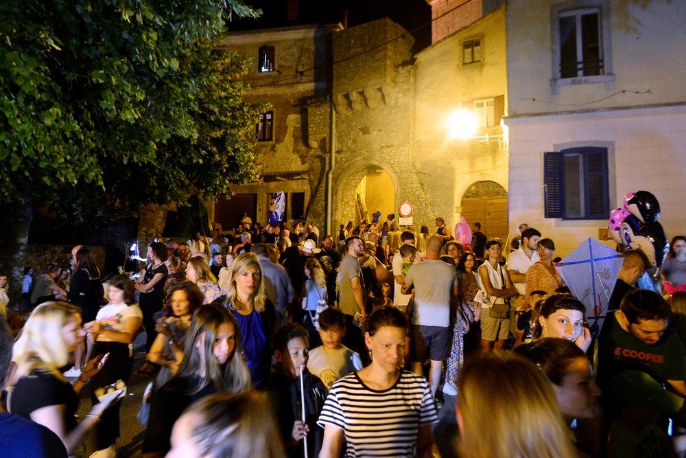 Mladima i umirovljenicima posvećuje se posebna pažnja (Snimio Dejan Štifanić)