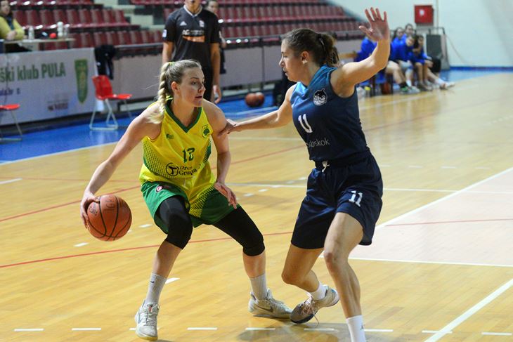 SKOK U NAPADU NAJBOLNIJA TOČKA - Karin Škapin (Snimio Dejan Štifanić)