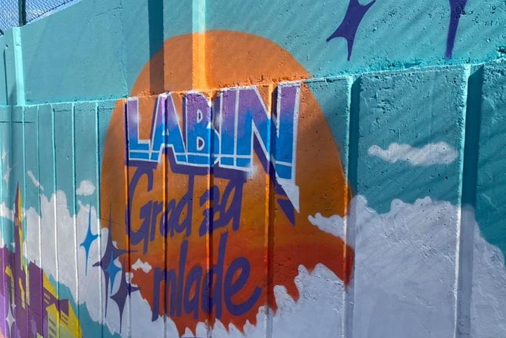 Mural u Labinu posvećen mladima