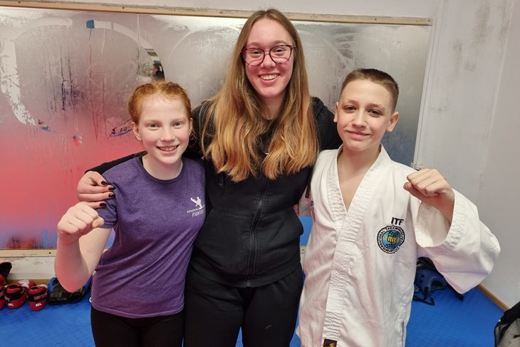 Ana Nemarnik, Noa Šveger i Chiara Rytz